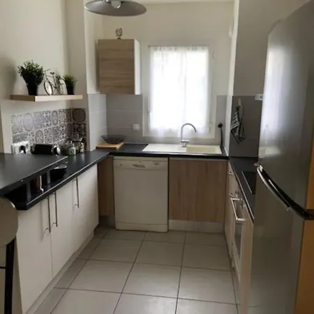 Appartement Pessac Apartment *